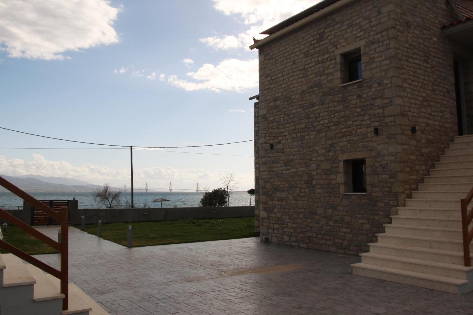 Santa Domenica Nafpaktos - Rooms And Apartments By The Sea Dış mekan fotoğraf