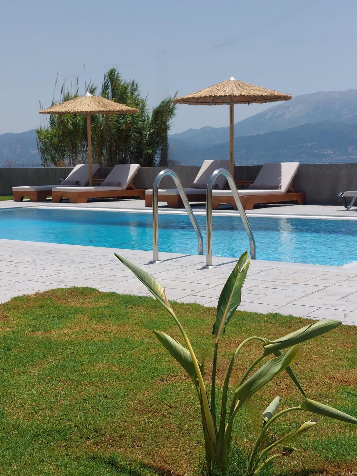Santa Domenica Nafpaktos - Rooms And Apartments By The Sea Dış mekan fotoğraf