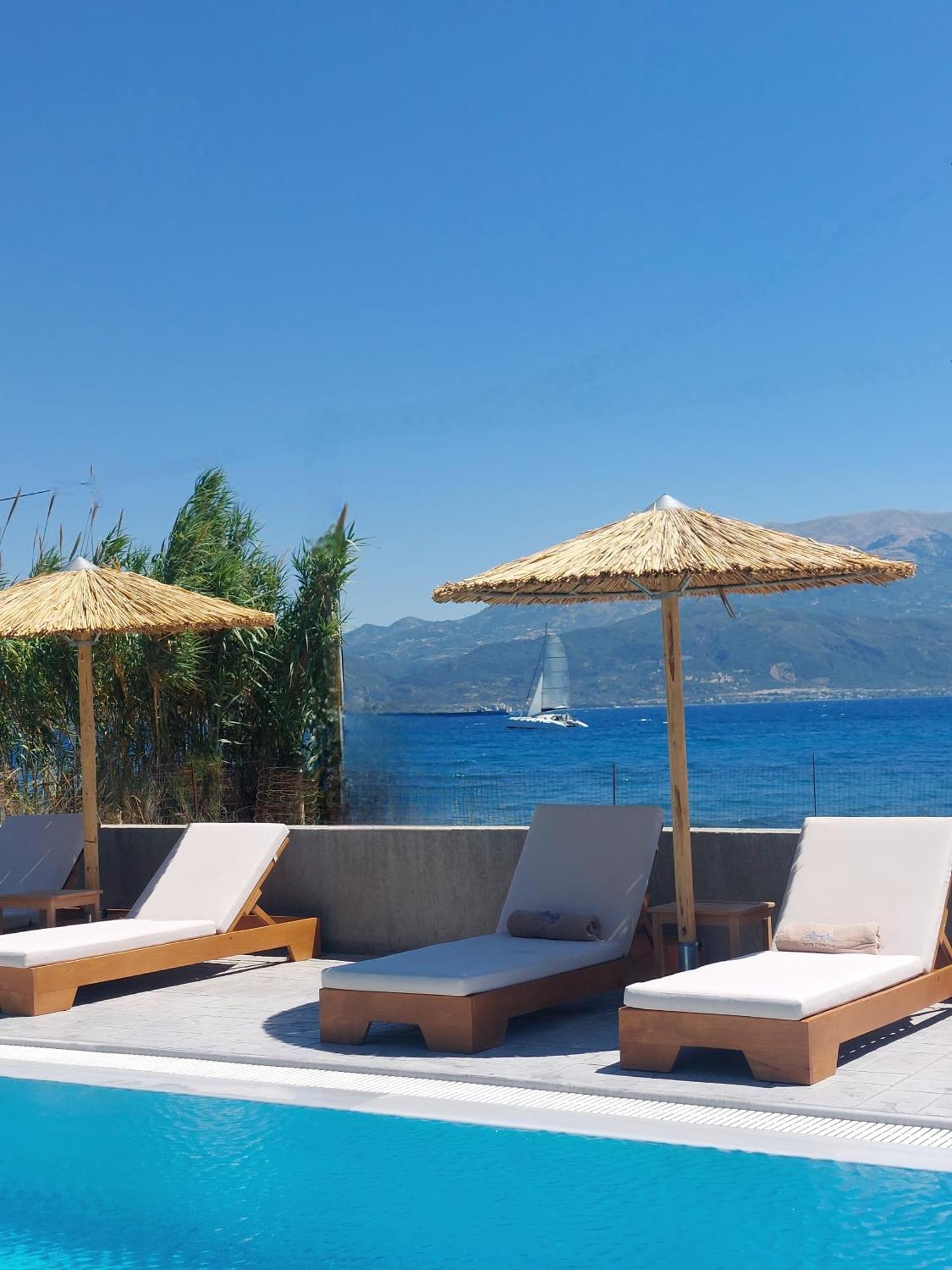 Santa Domenica Nafpaktos - Rooms And Apartments By The Sea Dış mekan fotoğraf